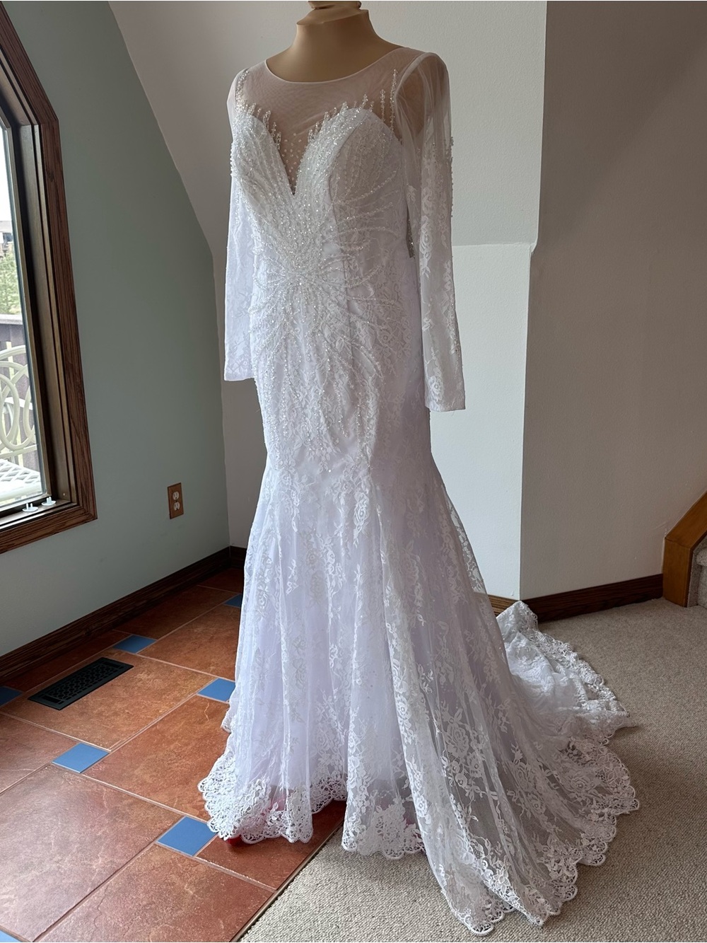 NWOT White Beaded Lace Wedding Dress Long Sleeve Mermaid Gown Sheer Back Train - Picture 2 of 14